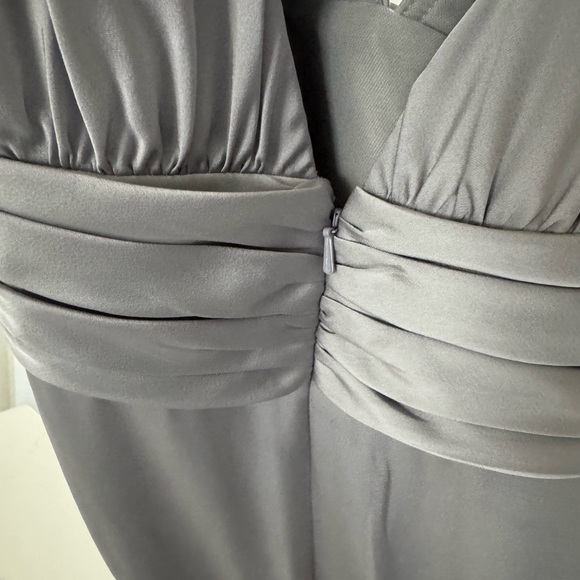 Elegant Gray Women's Dress - Picture 1 of 6
